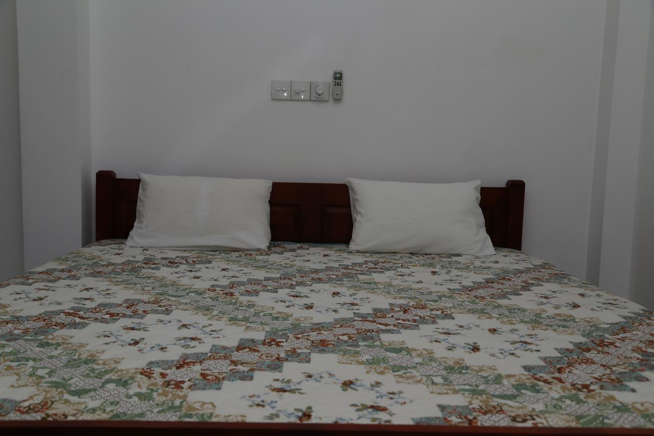 Hotel Whitehouse ทิซซามาฮารามา ภายนอก รูปภาพ